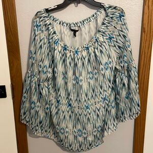 White House Black Market Floral off-shoulder long sleeve shirt, size 2X